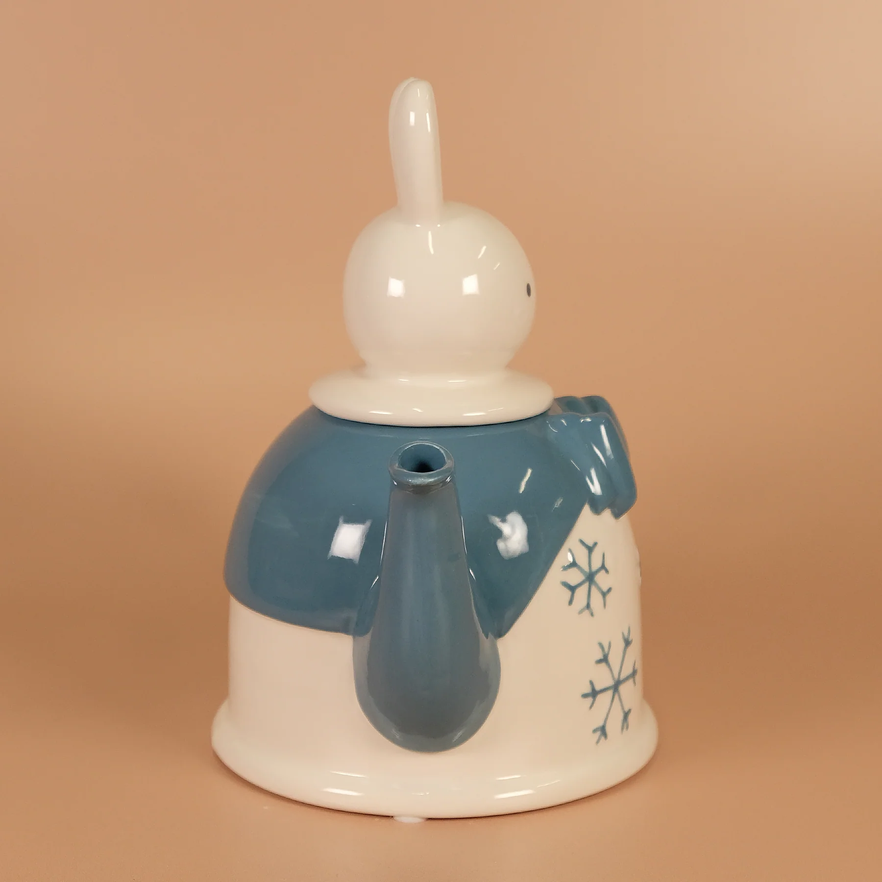Miffy Winter Teapot - Image 5