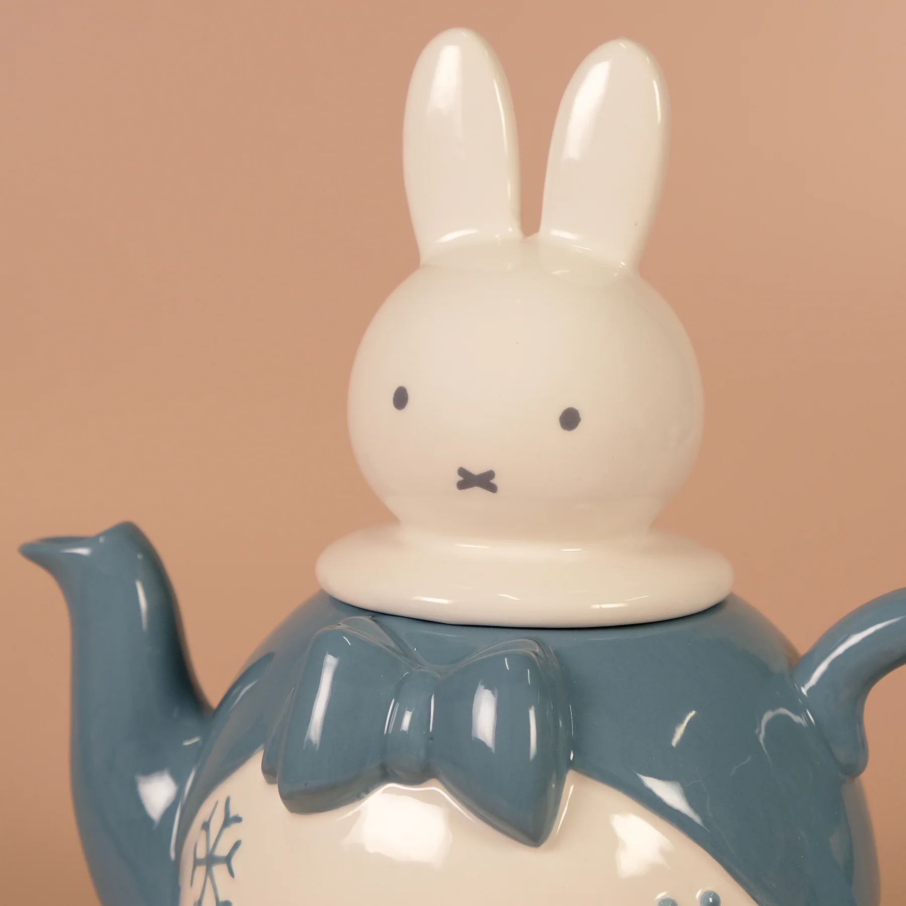 Miffy Winter Teapot - Image 6