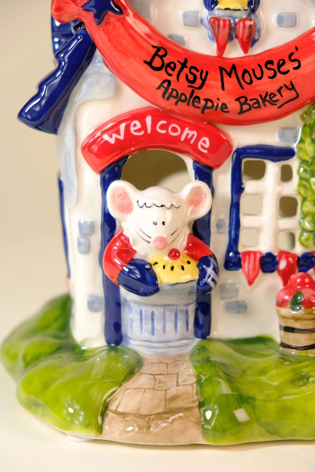 Mouse Candle House - Image 6