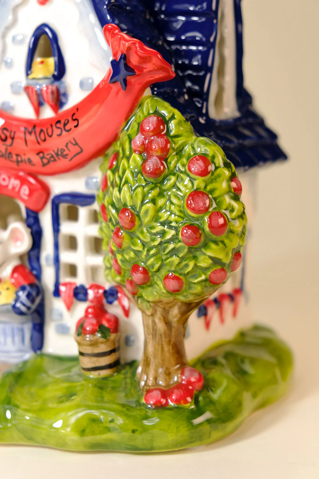 Mouse Candle House - Image 8