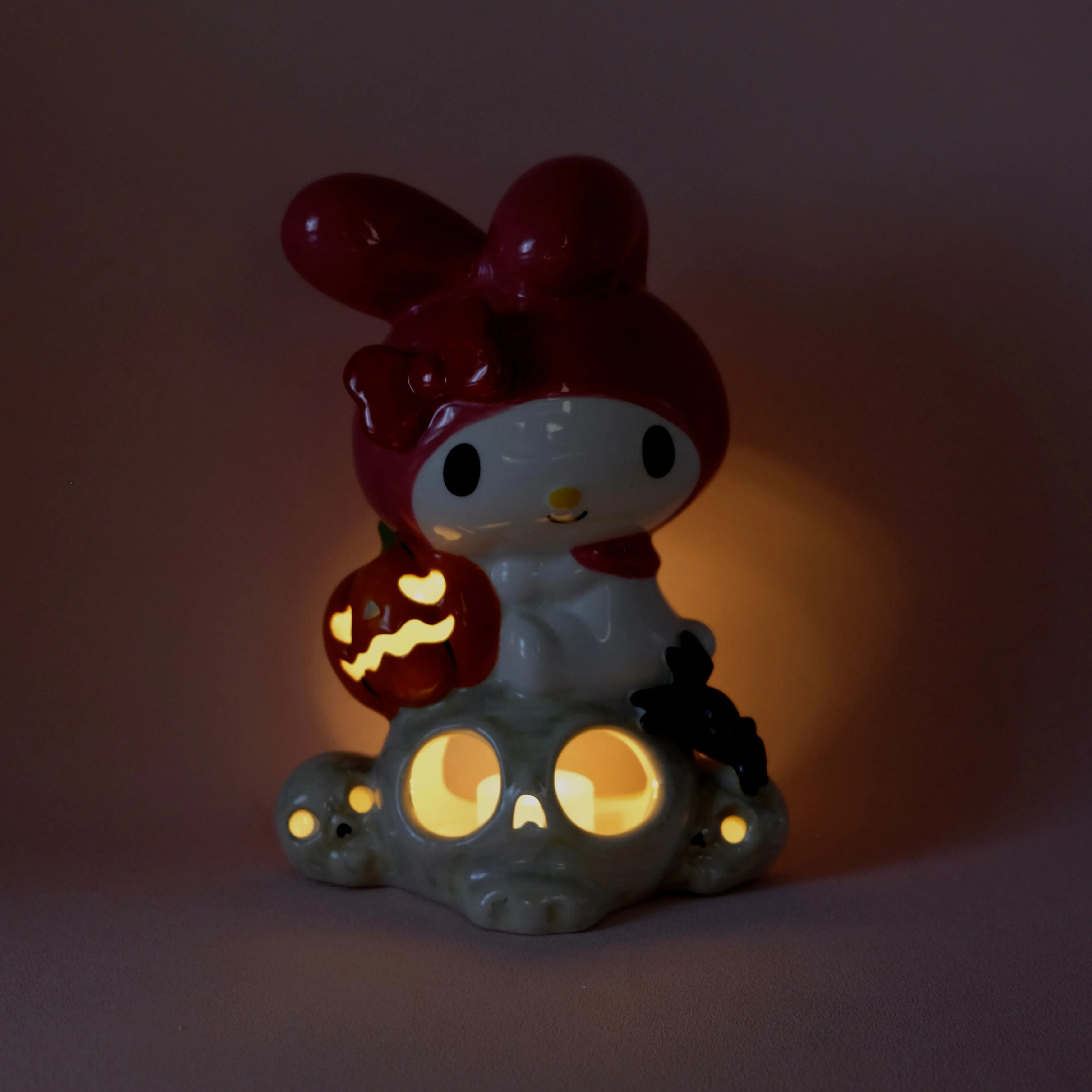 My Melody Figural Skull Candle House - Image 10