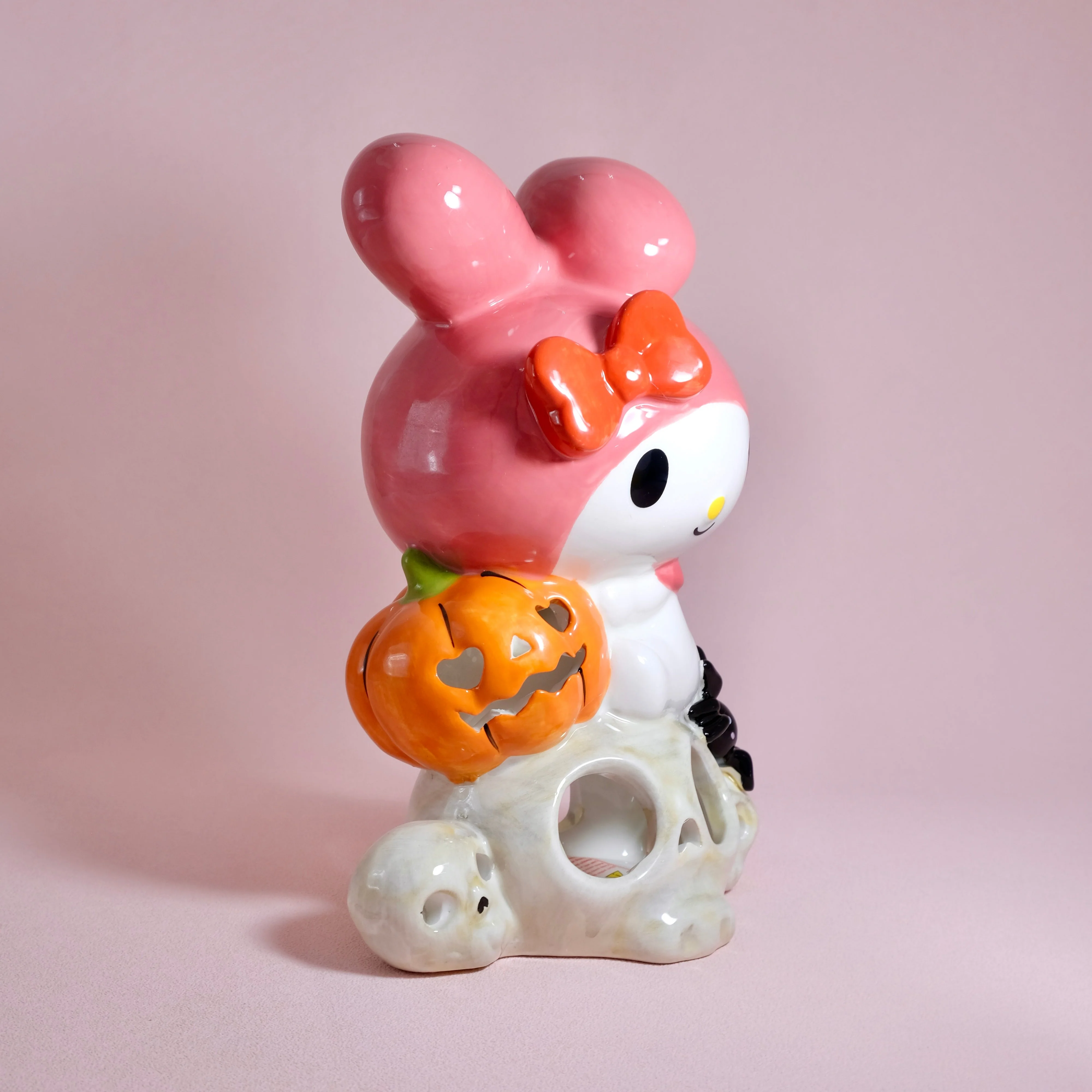 My Melody Figural Skull Candle House - Image 6