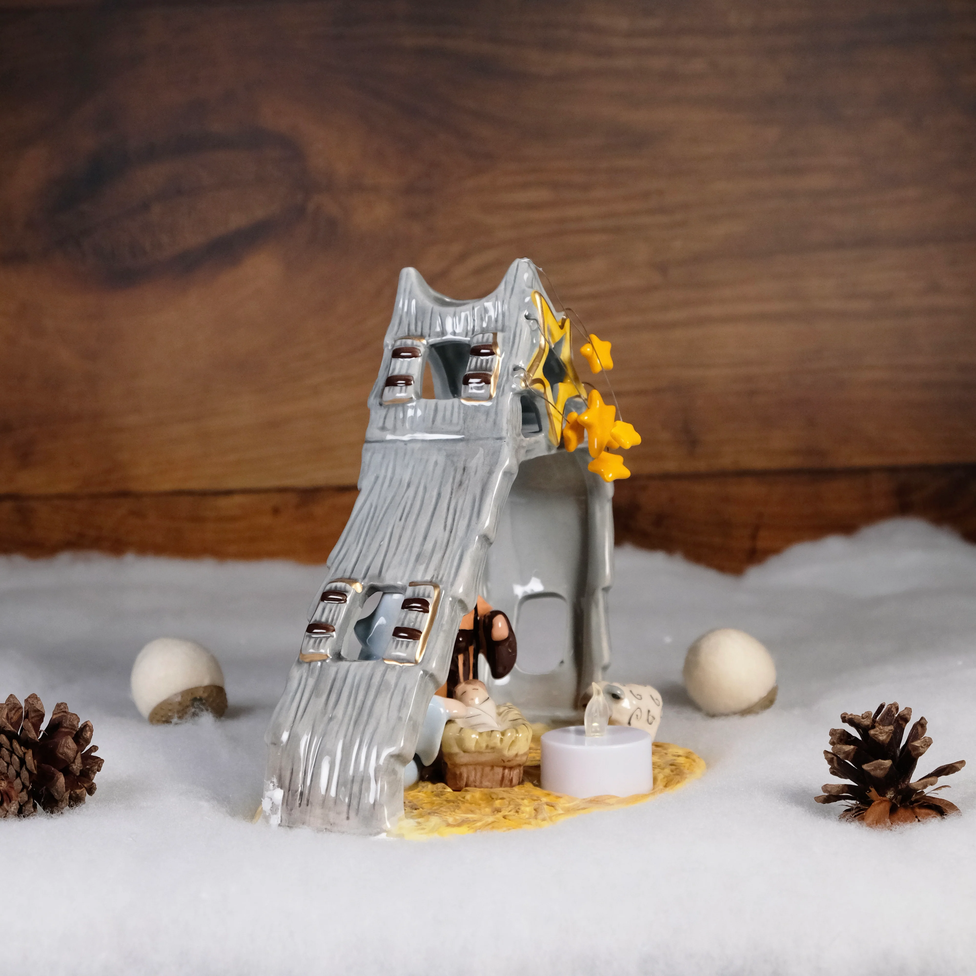 Nativity Creche Tealight Holder - Image 3