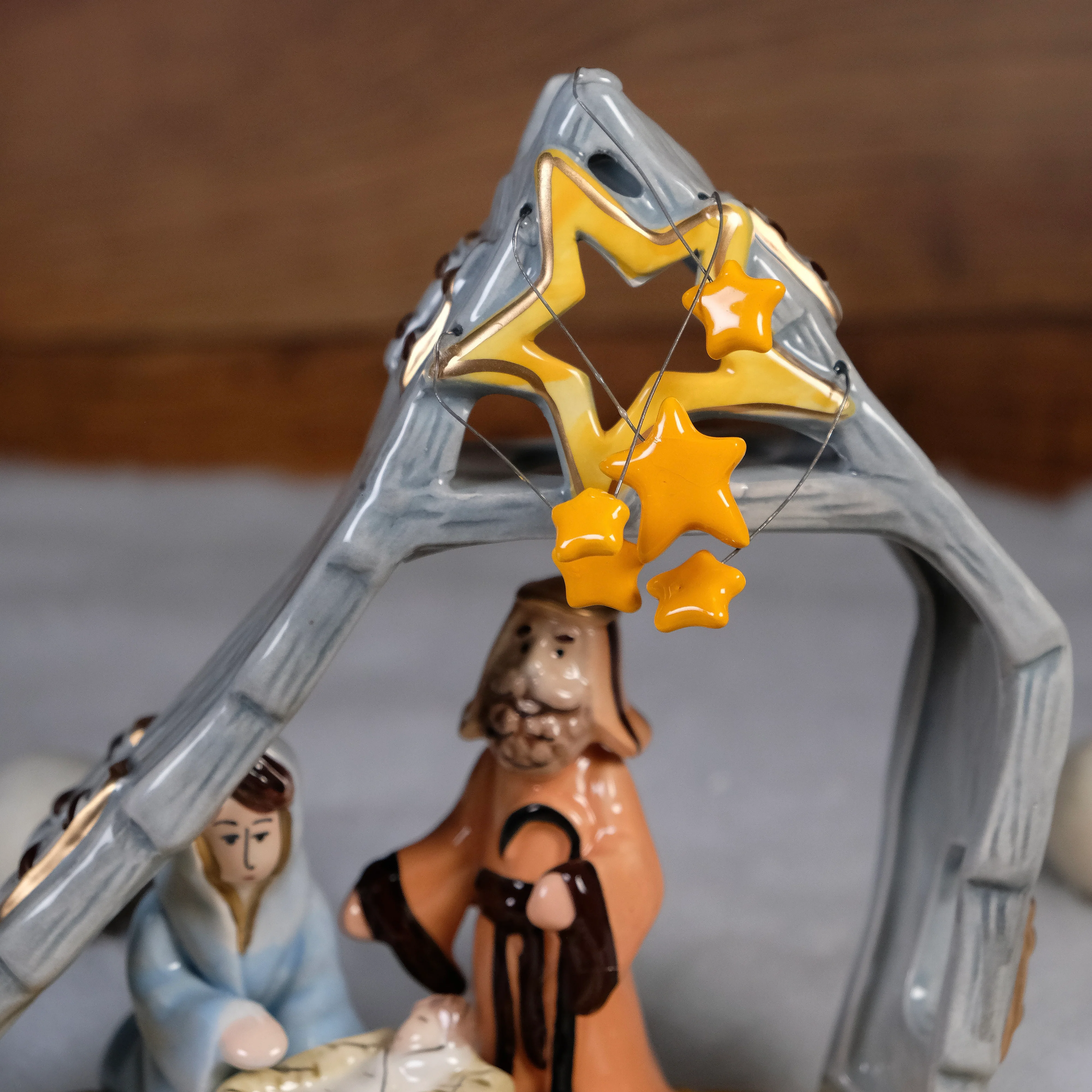 Nativity Creche Tealight Holder - Image 5