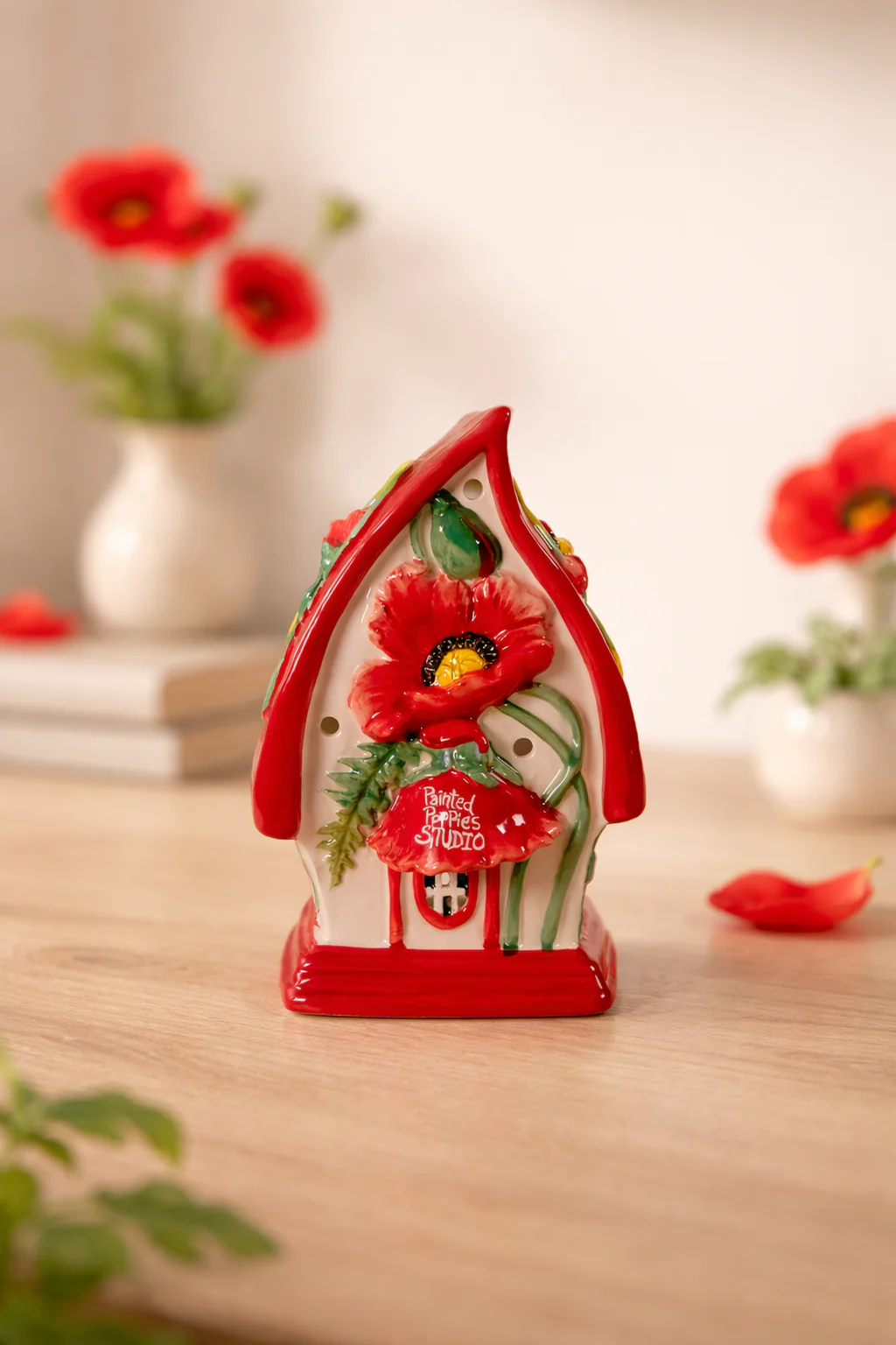 Painted Poppies Studio Candle House - Image 2