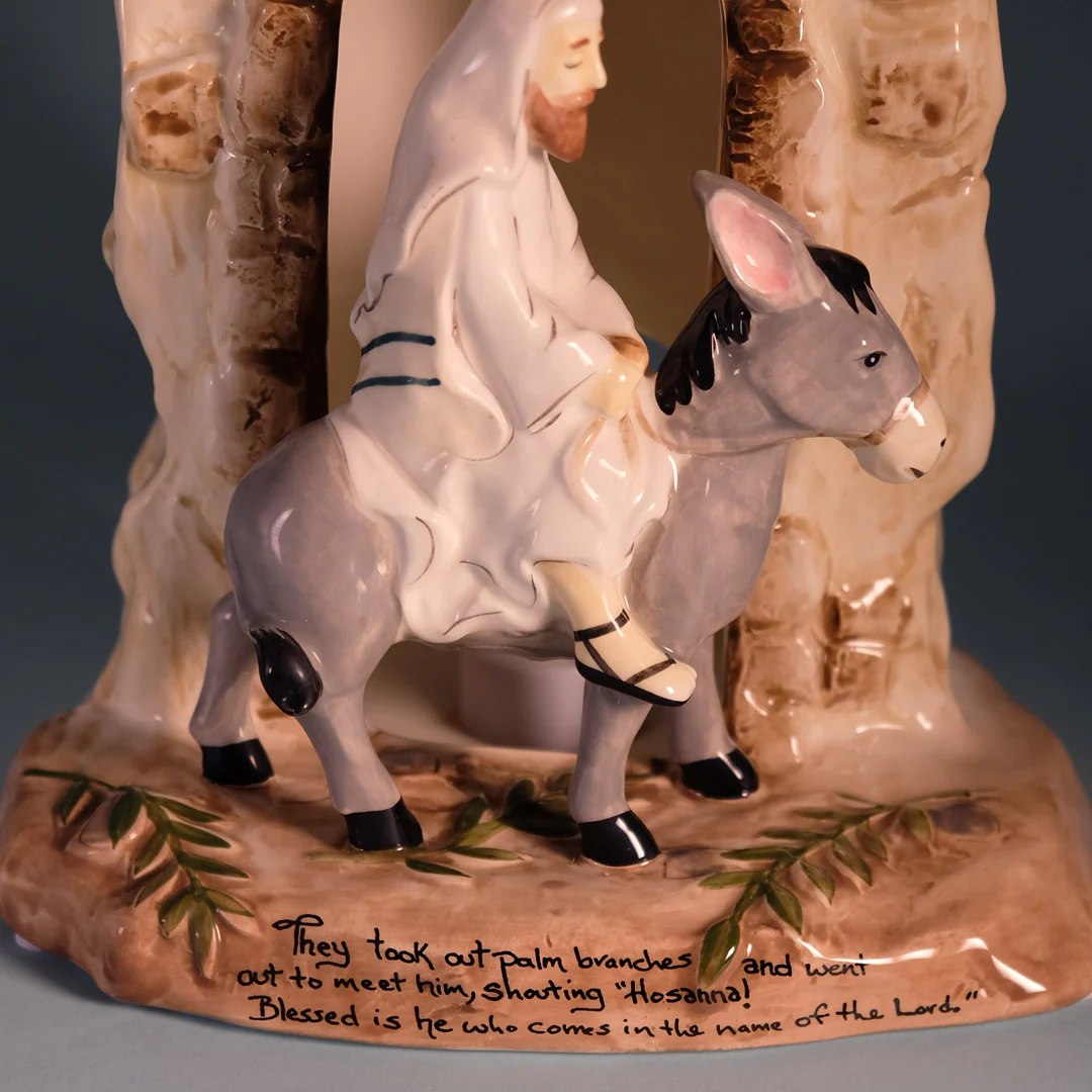 Passion Scene Candle House - Image 5