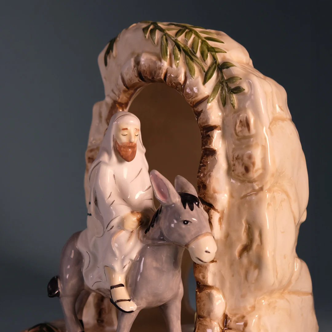 Passion Scene Candle House - Image 6