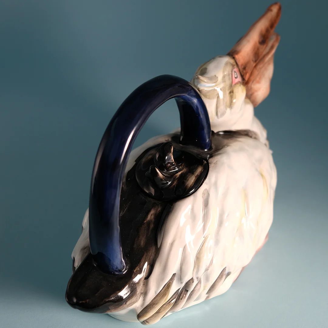 Pelican Teapot - Image 8