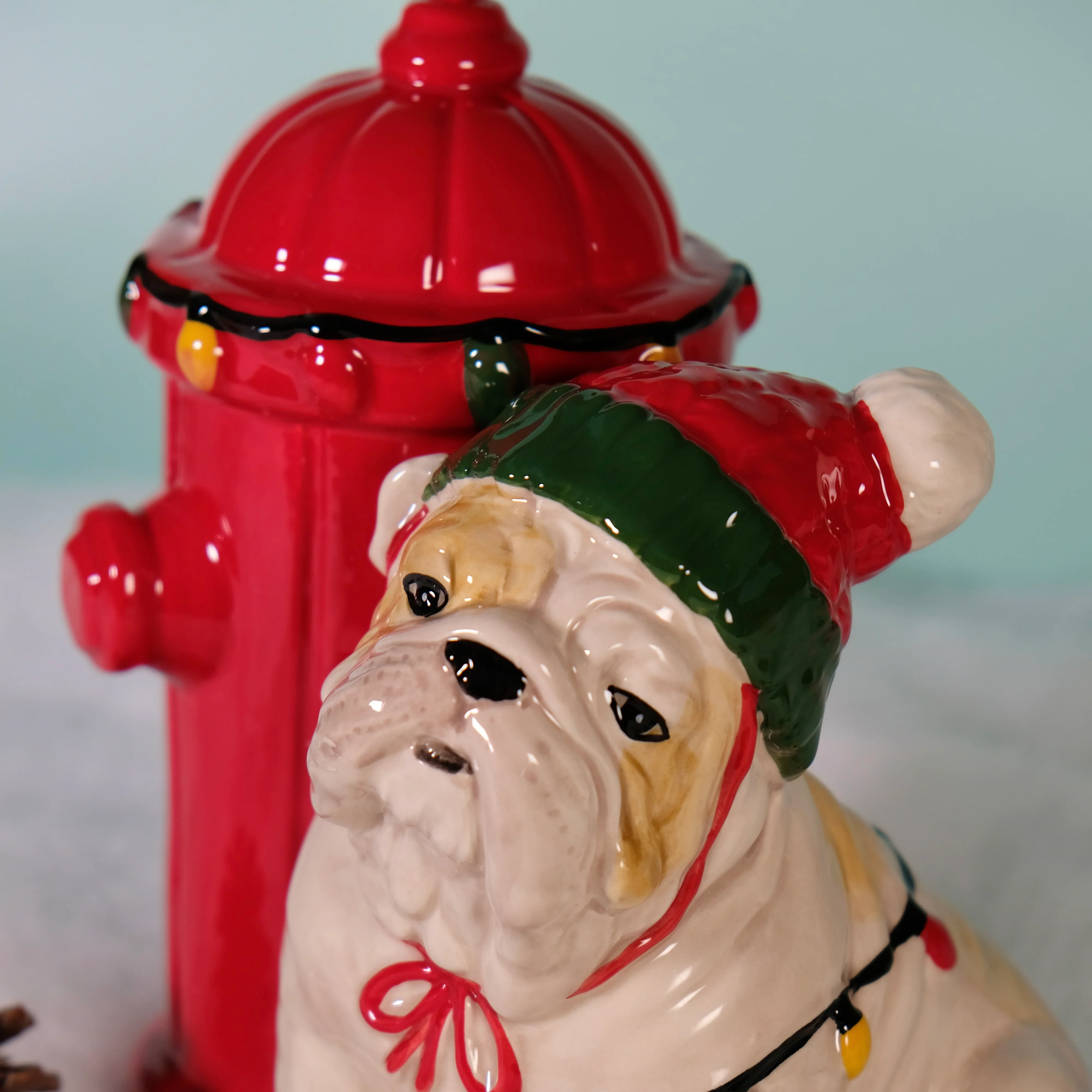 PENNY HOLIDAY FIGURINE - Image 5