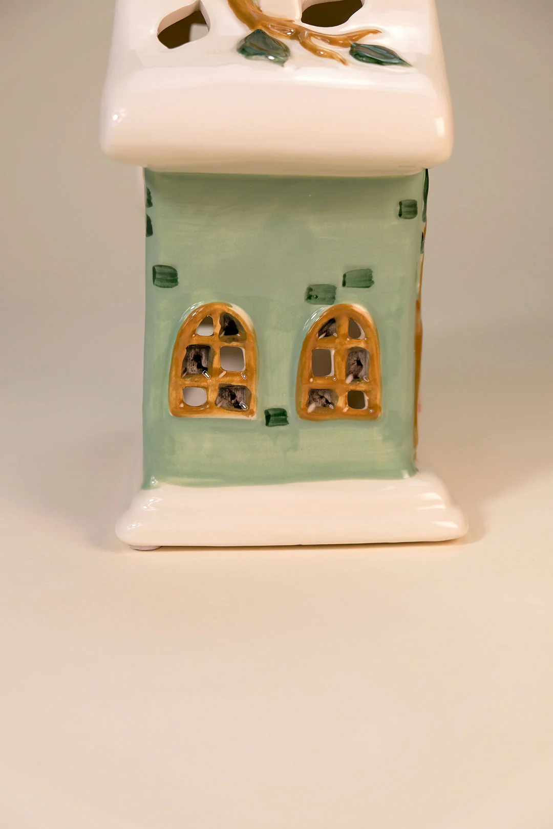 Peony Petal Cottage Candle House - Image 9