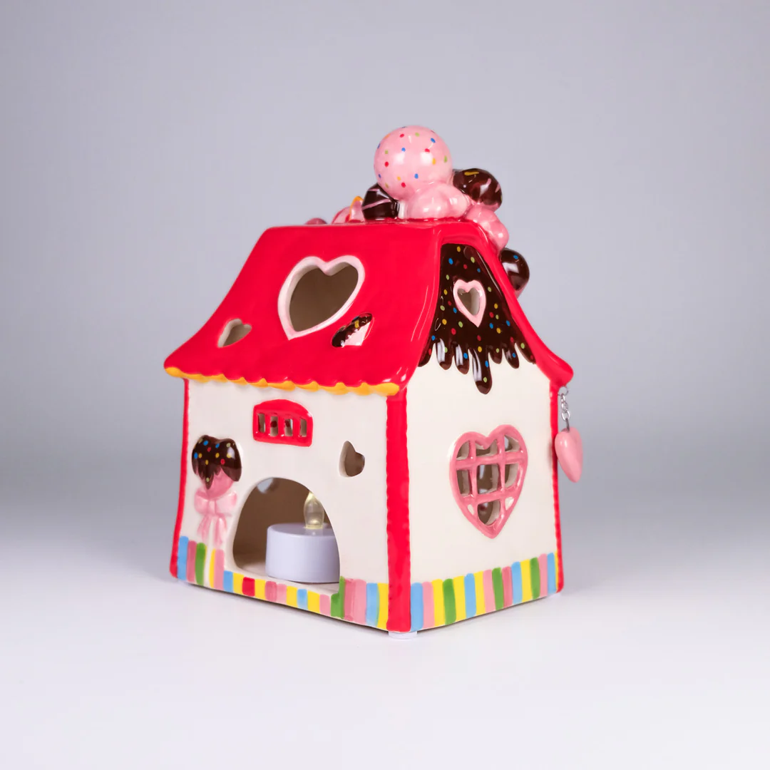 Hello Kitty Sweet Shoppe Candle House - Image 6