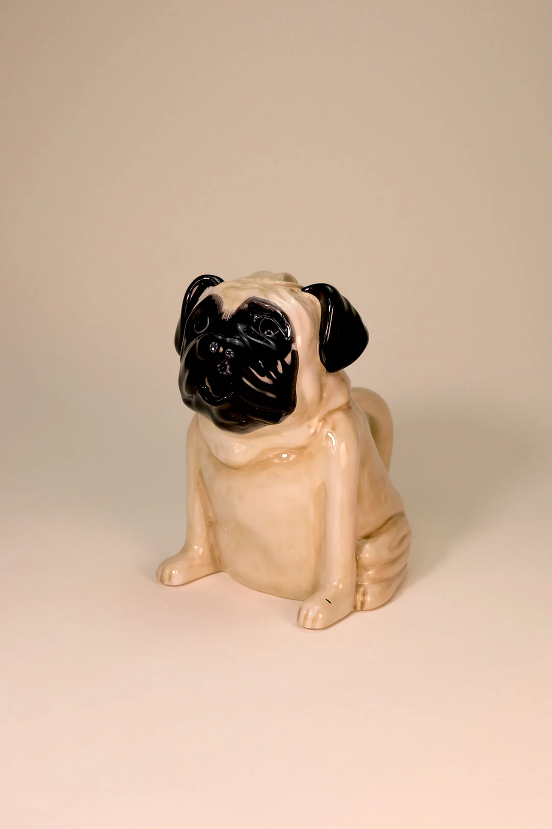 Pug Teapot - Cream - Image 4