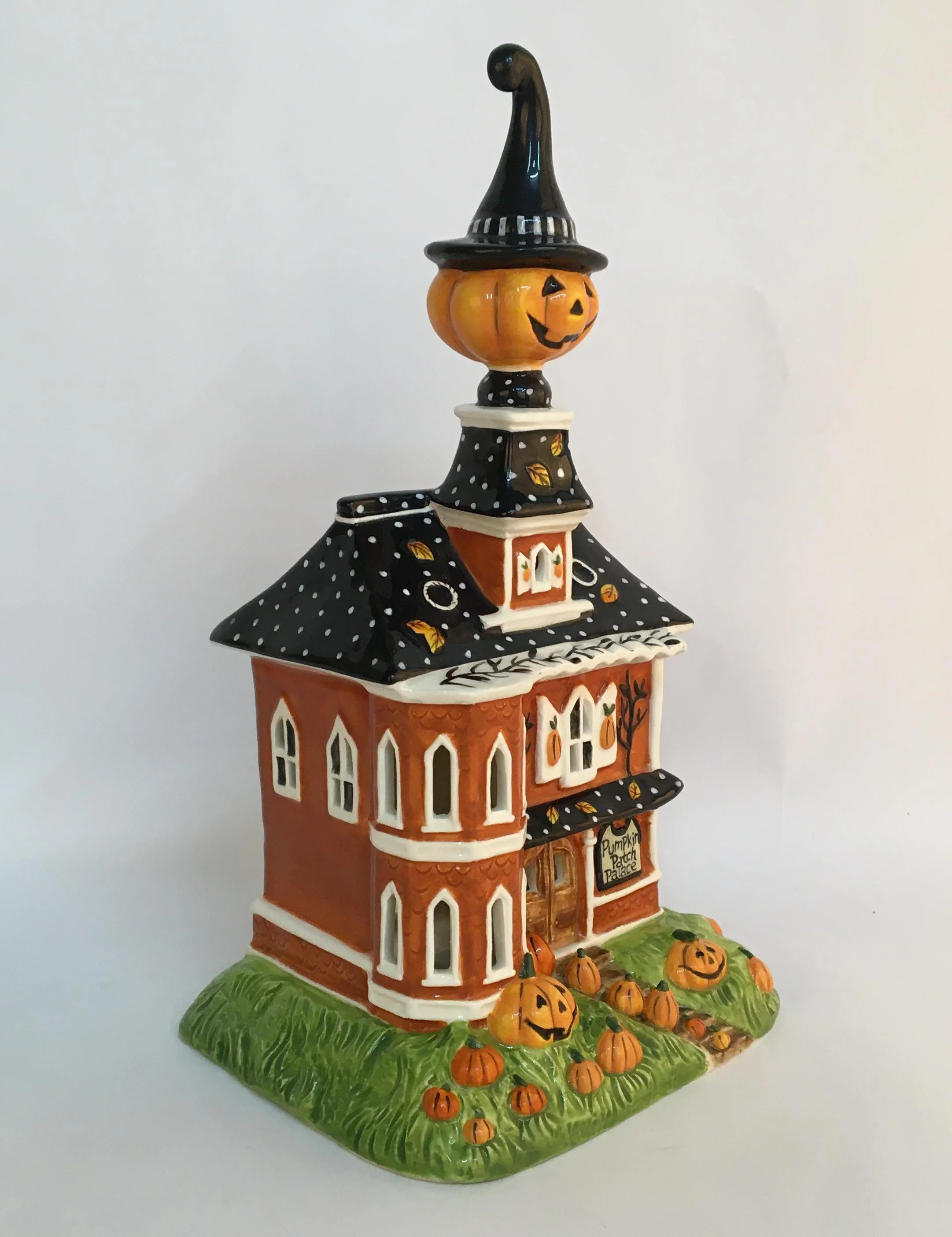 Pumpkin Patch Candle House - Image 2