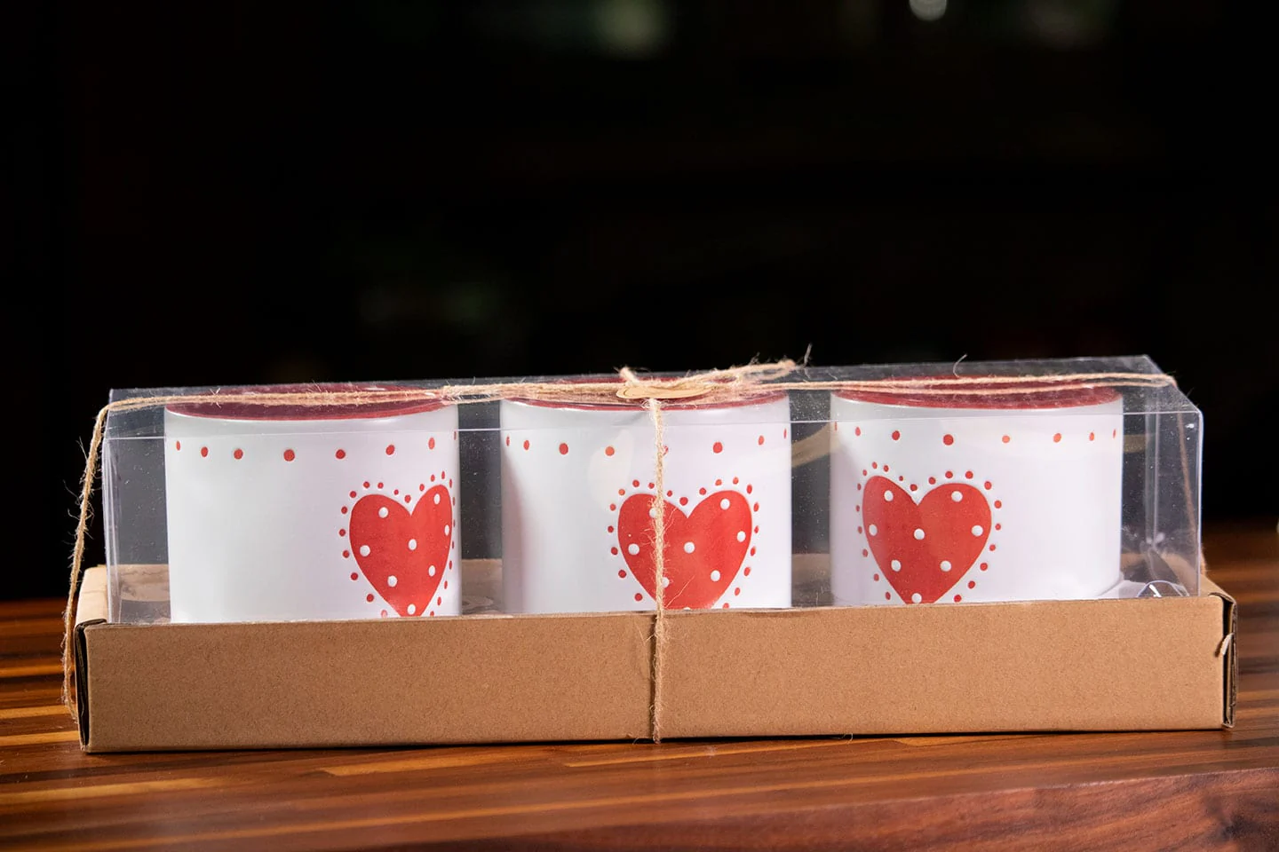 Red Country Heart Set of 4" Planters W/ Tray - Image 2