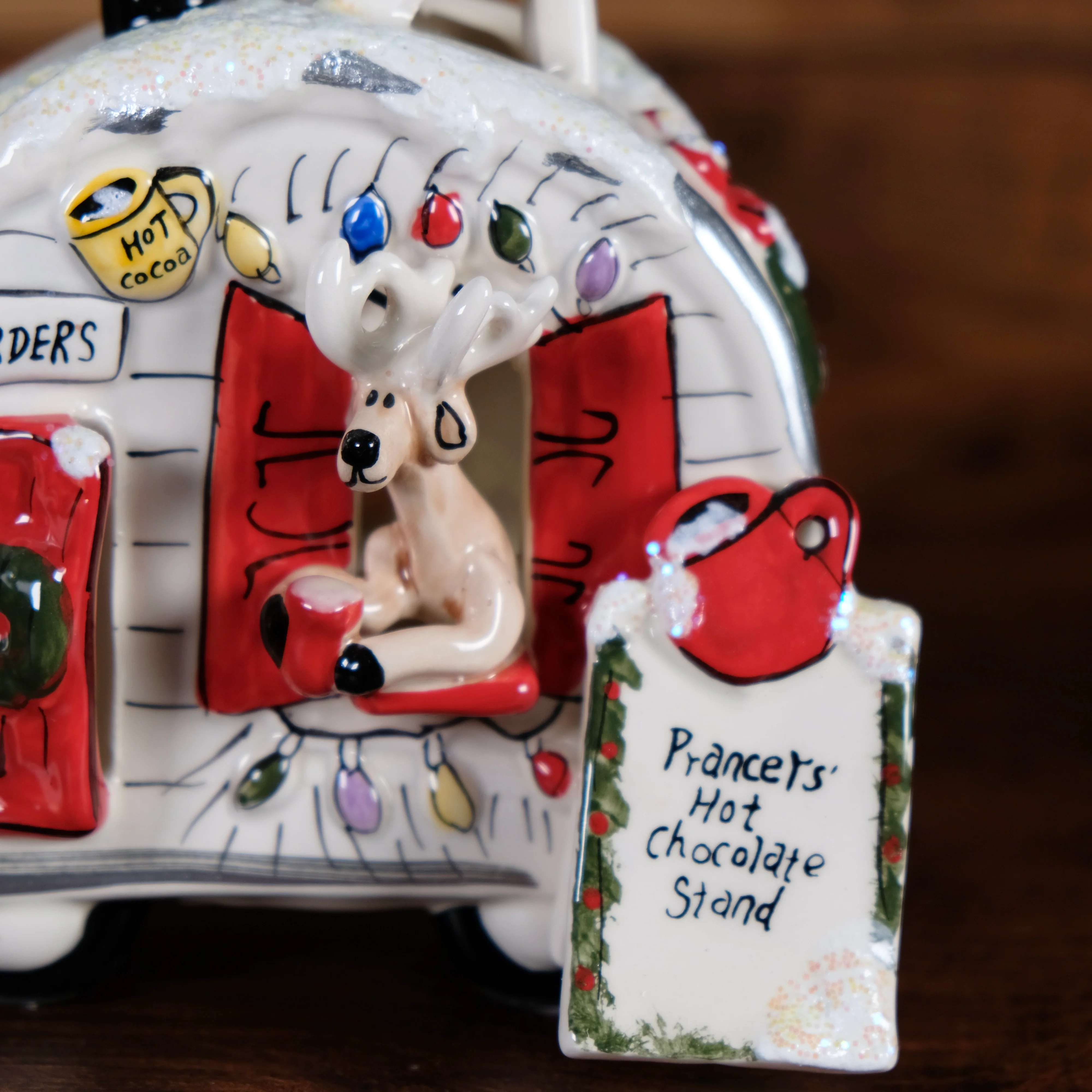 ReindeerVille - Prancer's Hot Chocolate Stand Candle House - Image 6