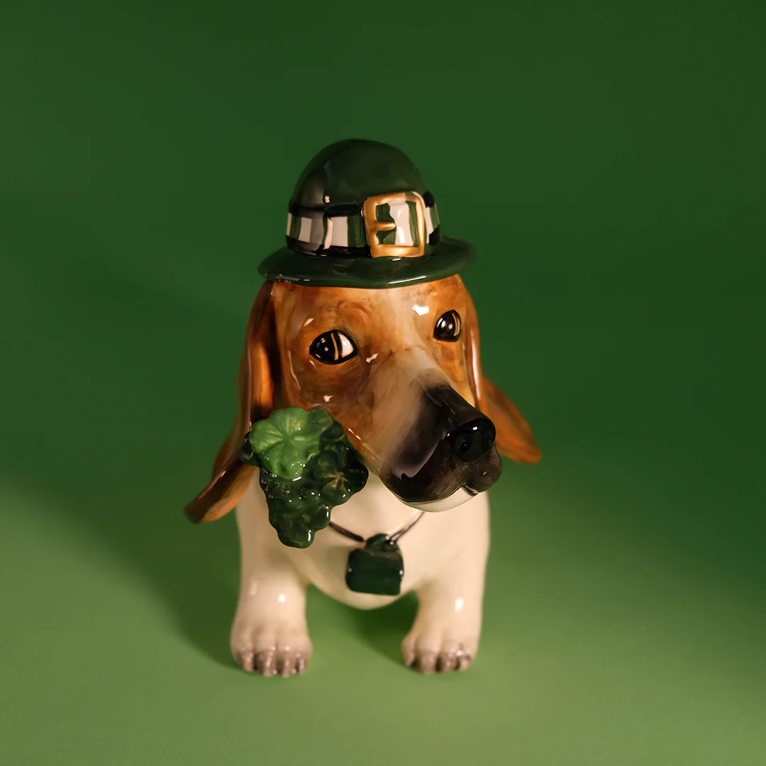 Finley the Irish Hound Figurine - Image 4