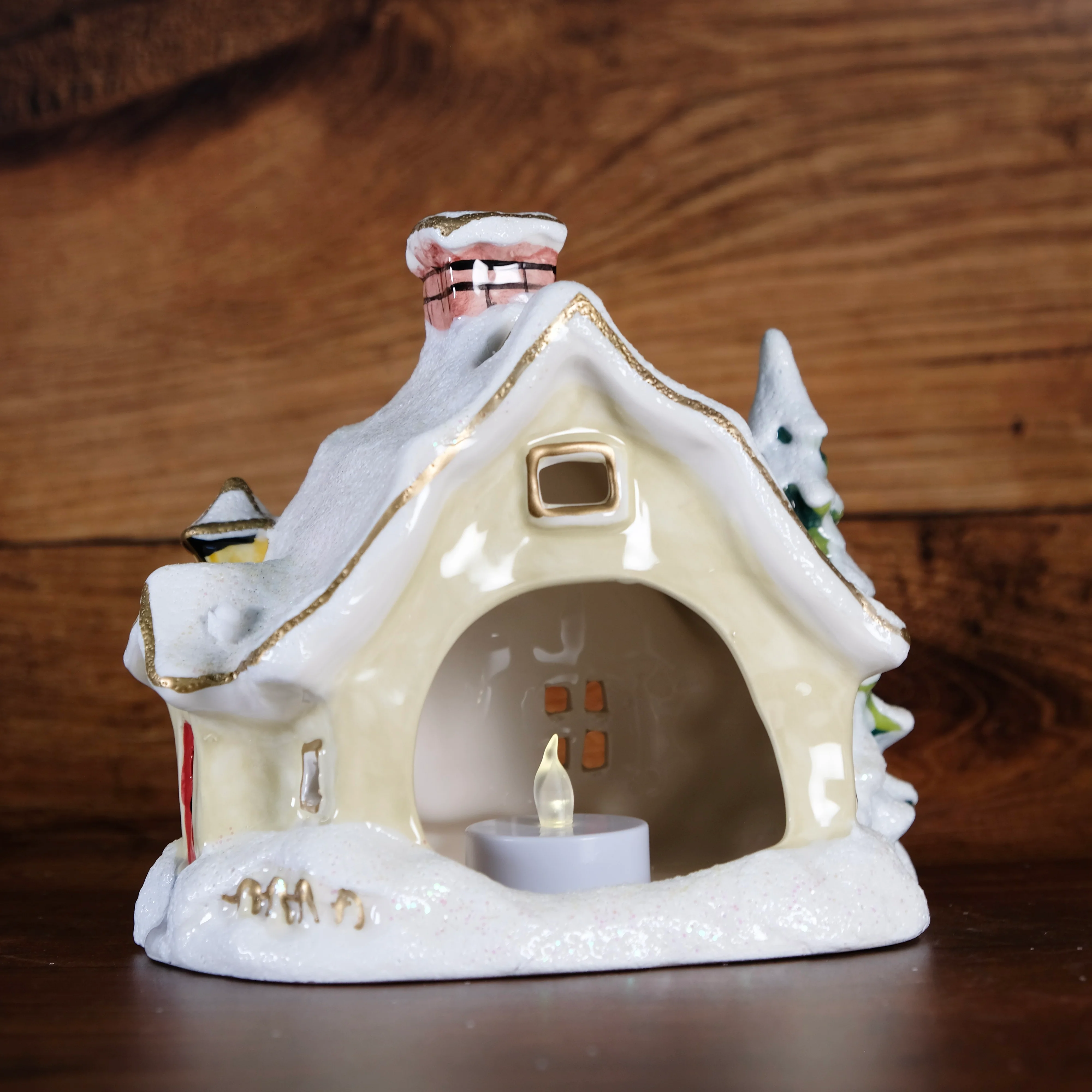 Snowy Candle House - Image 4