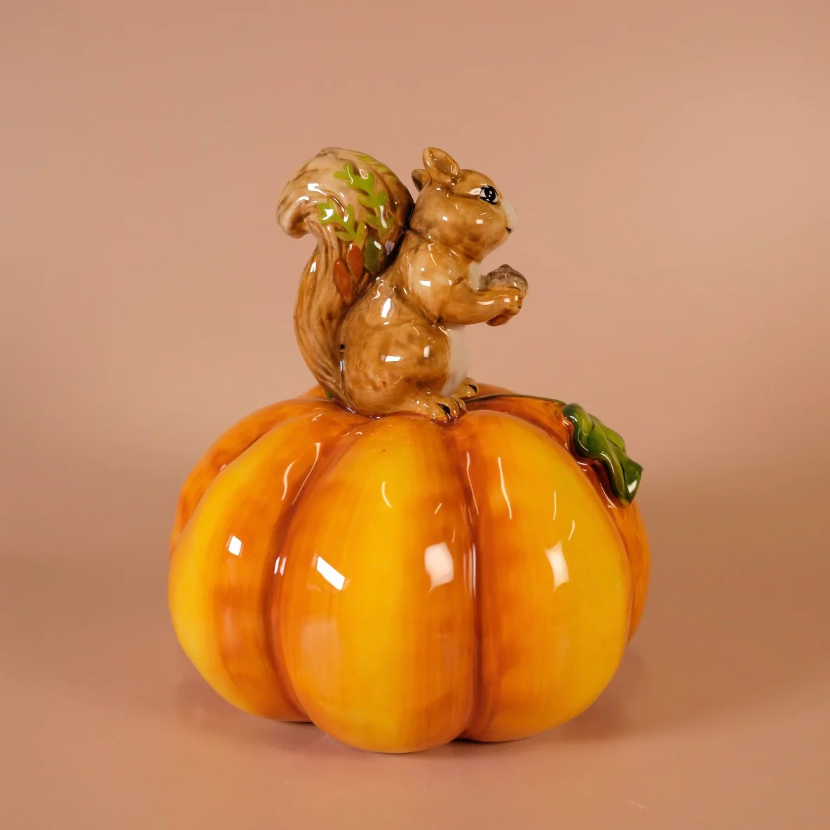 Squirrel Pumpkin Figurine - Image 3