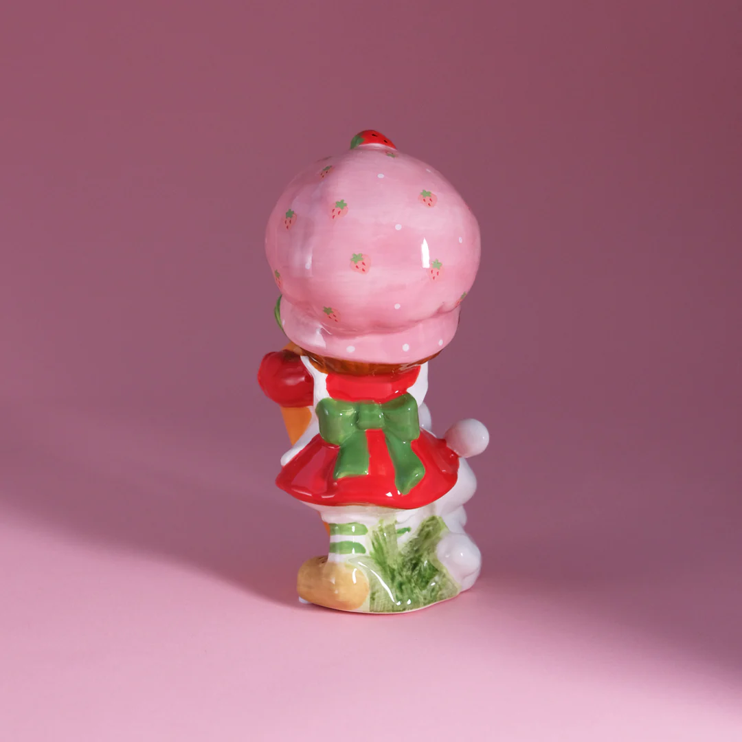 Strawberry Shortcake Carrots for Days Figurine - Image 3