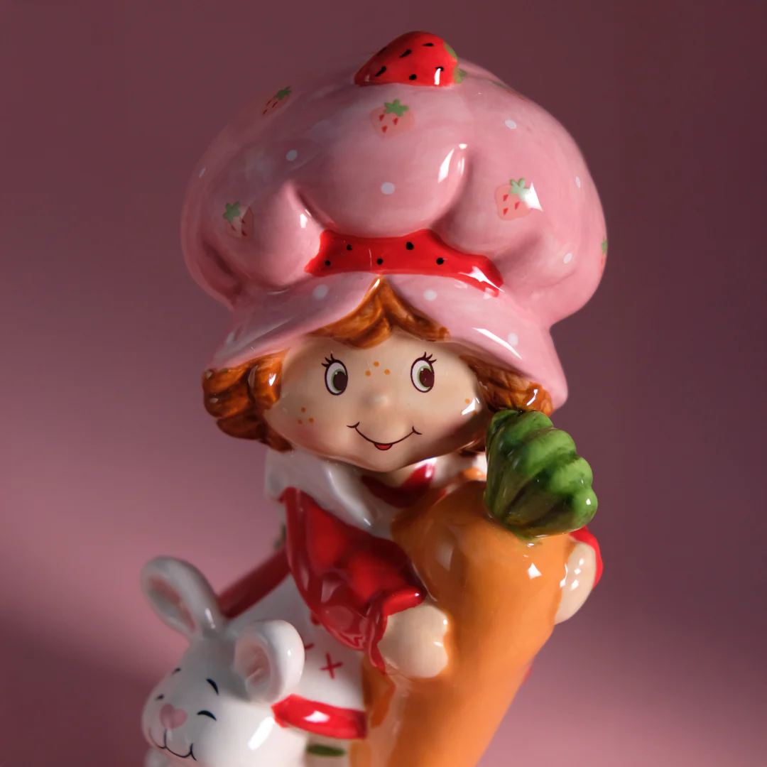 Strawberry Shortcake Carrots for Days Figurine - Image 6