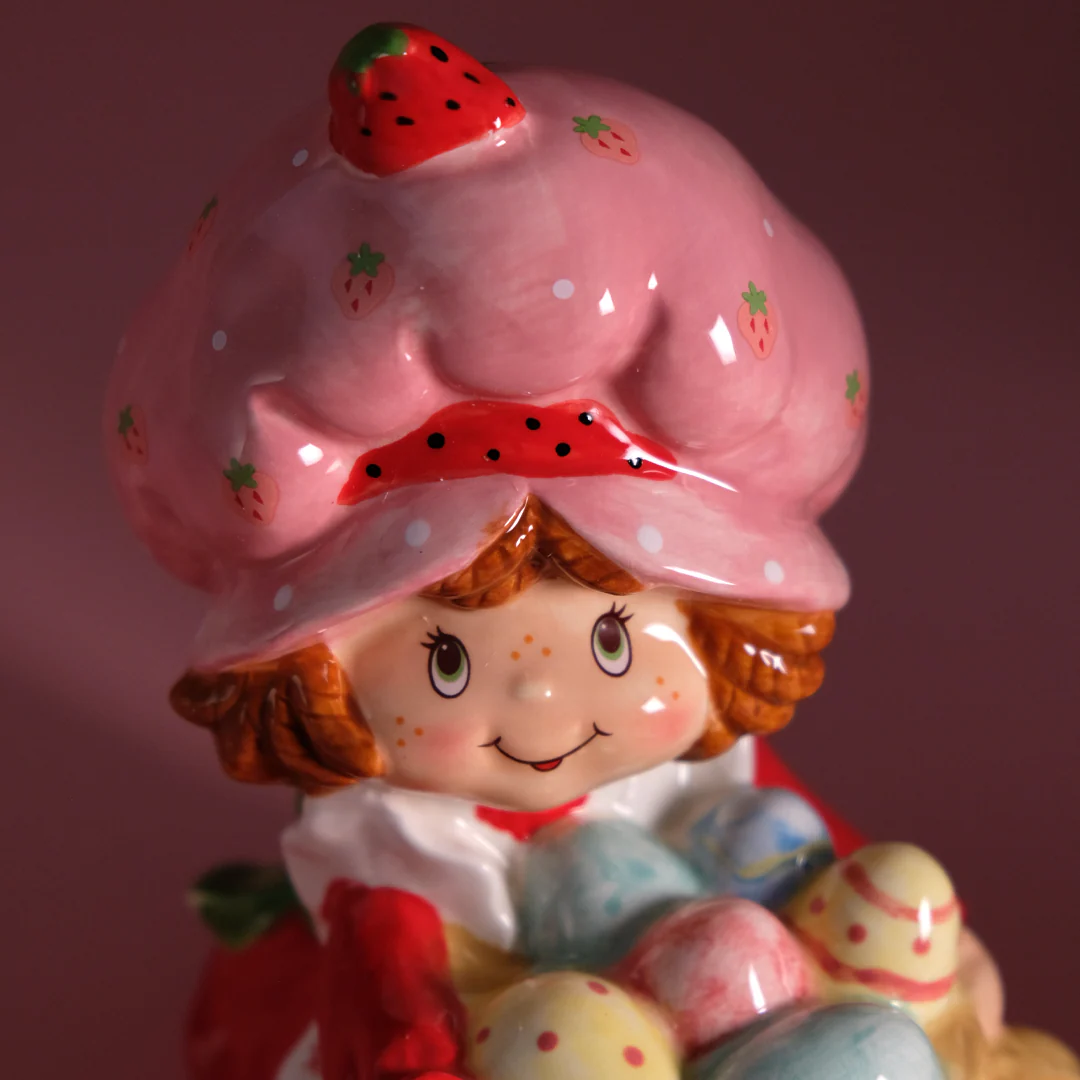 Strawberry Shortcake Eggs for Days Figurine - Image 6