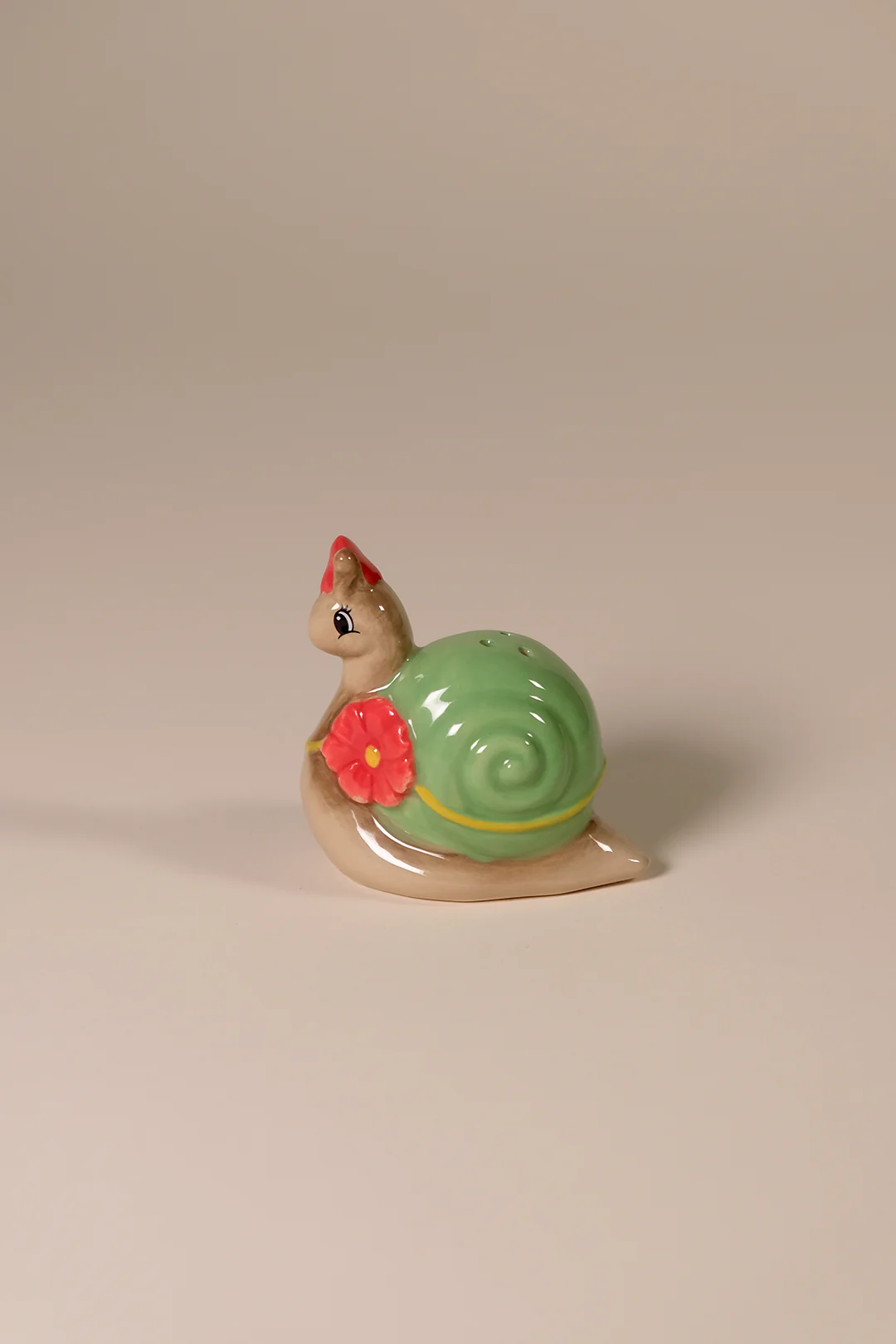Strawberry Shortcake Snail Sip n' Steep Salt and Pepper Set - Image 8