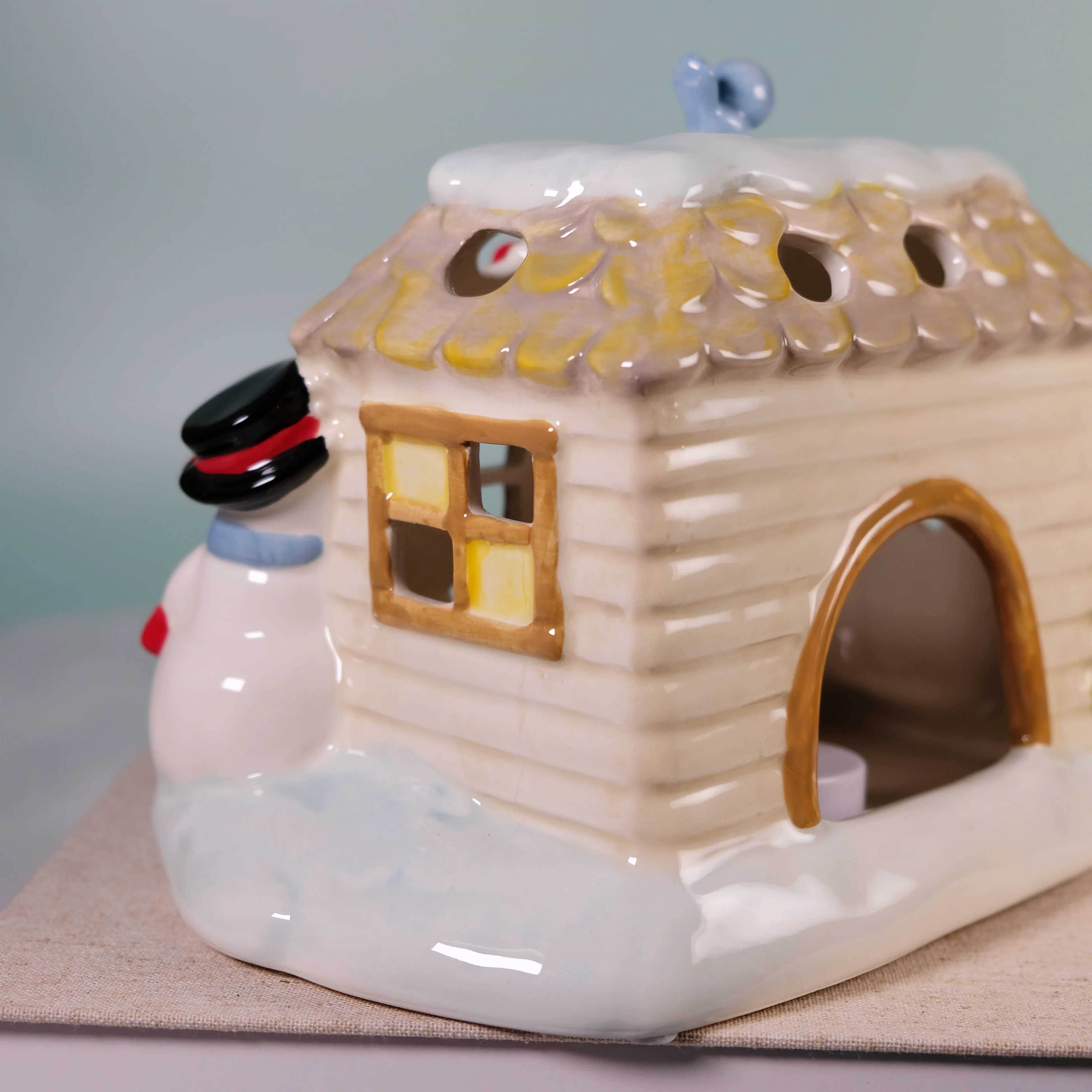 Strawberry Shortcake Snowflake Sweetness Candle House - Image 5