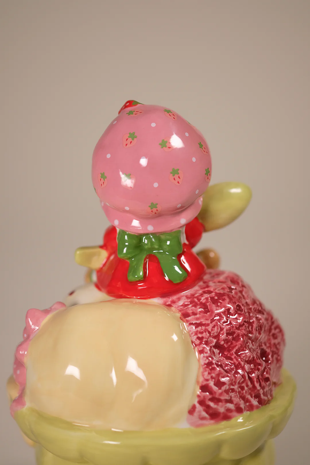 Strawberry Shortcake Sweet Tooth Sunday Figurine - Image 7