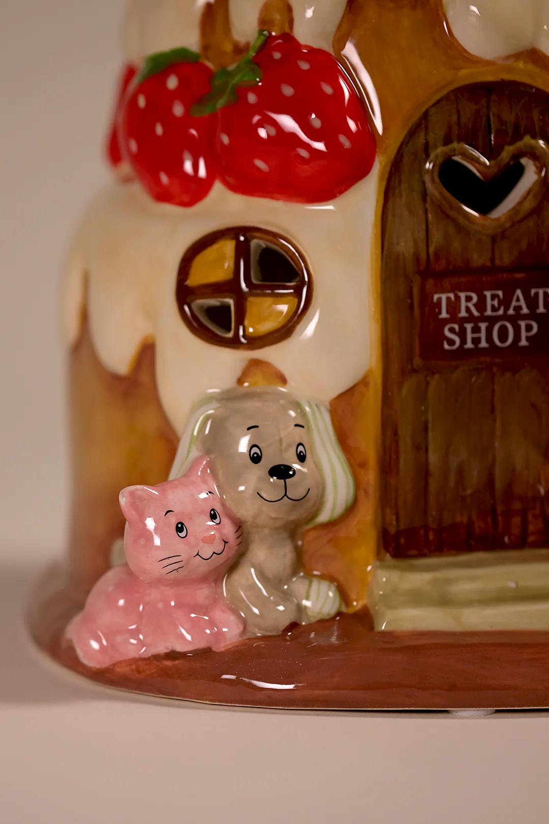 Strawberry Shortcake Treat Shop Candle House - Image 5