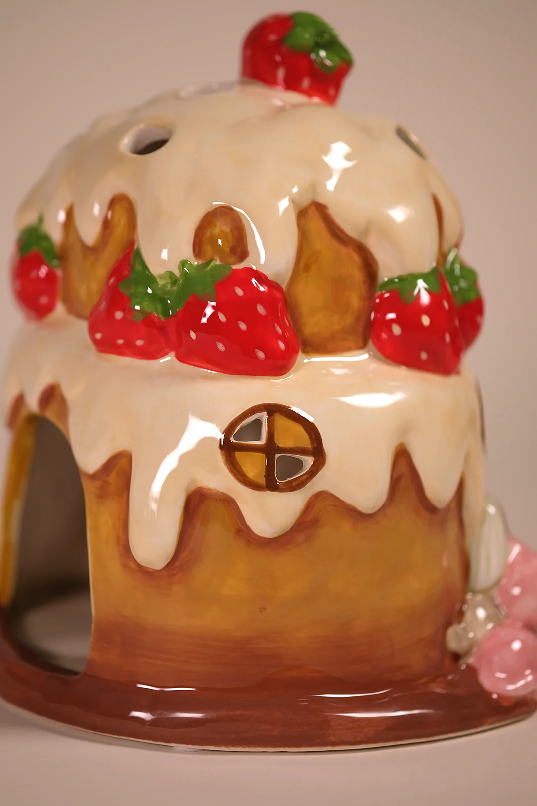 Strawberry Shortcake Treat Shop Candle House - Image 6