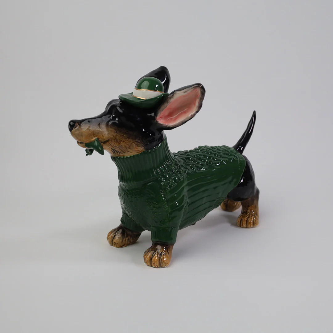 Cillian the Dachshund figurine - Image 2