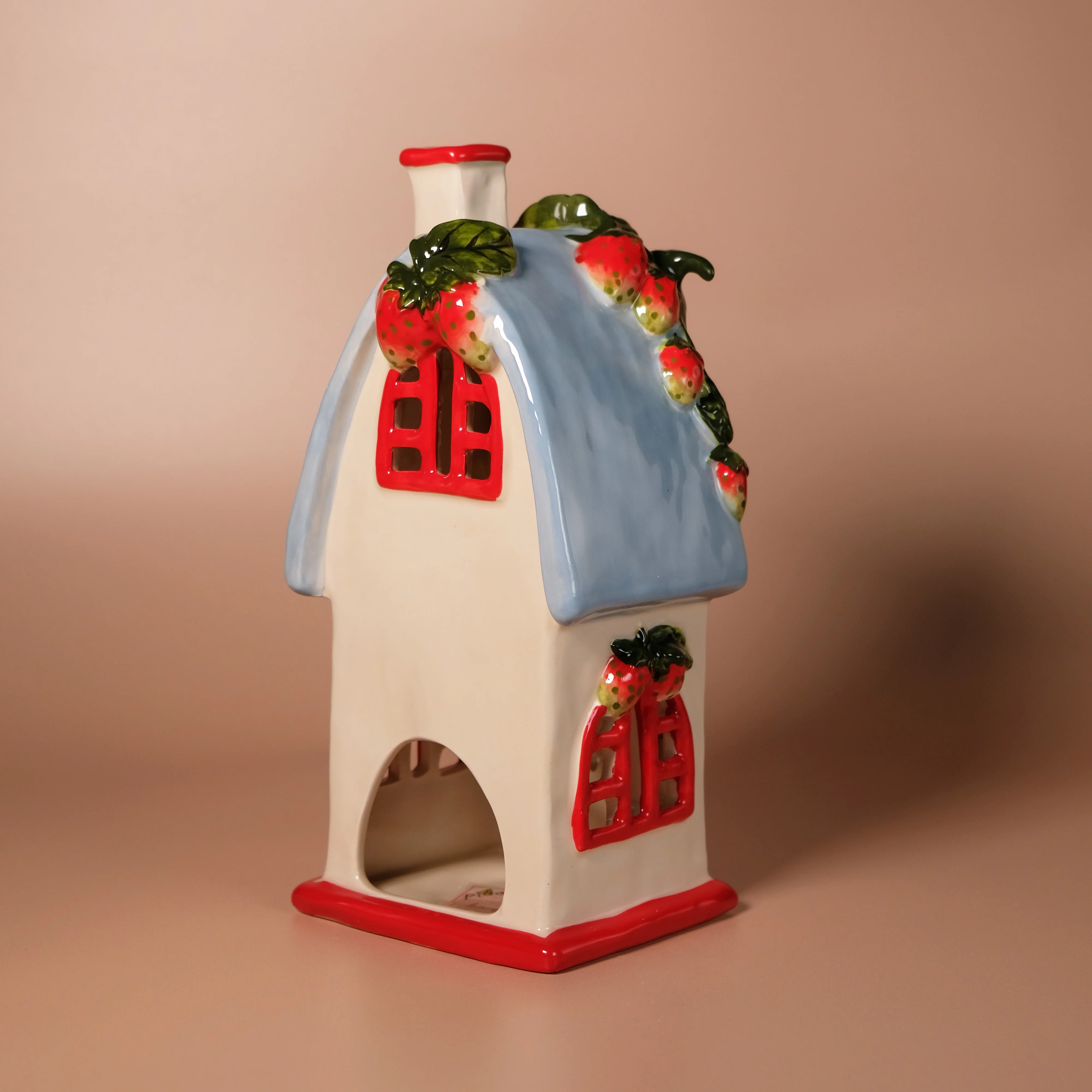 The Strawberry Teahouse Candle House - Image 4