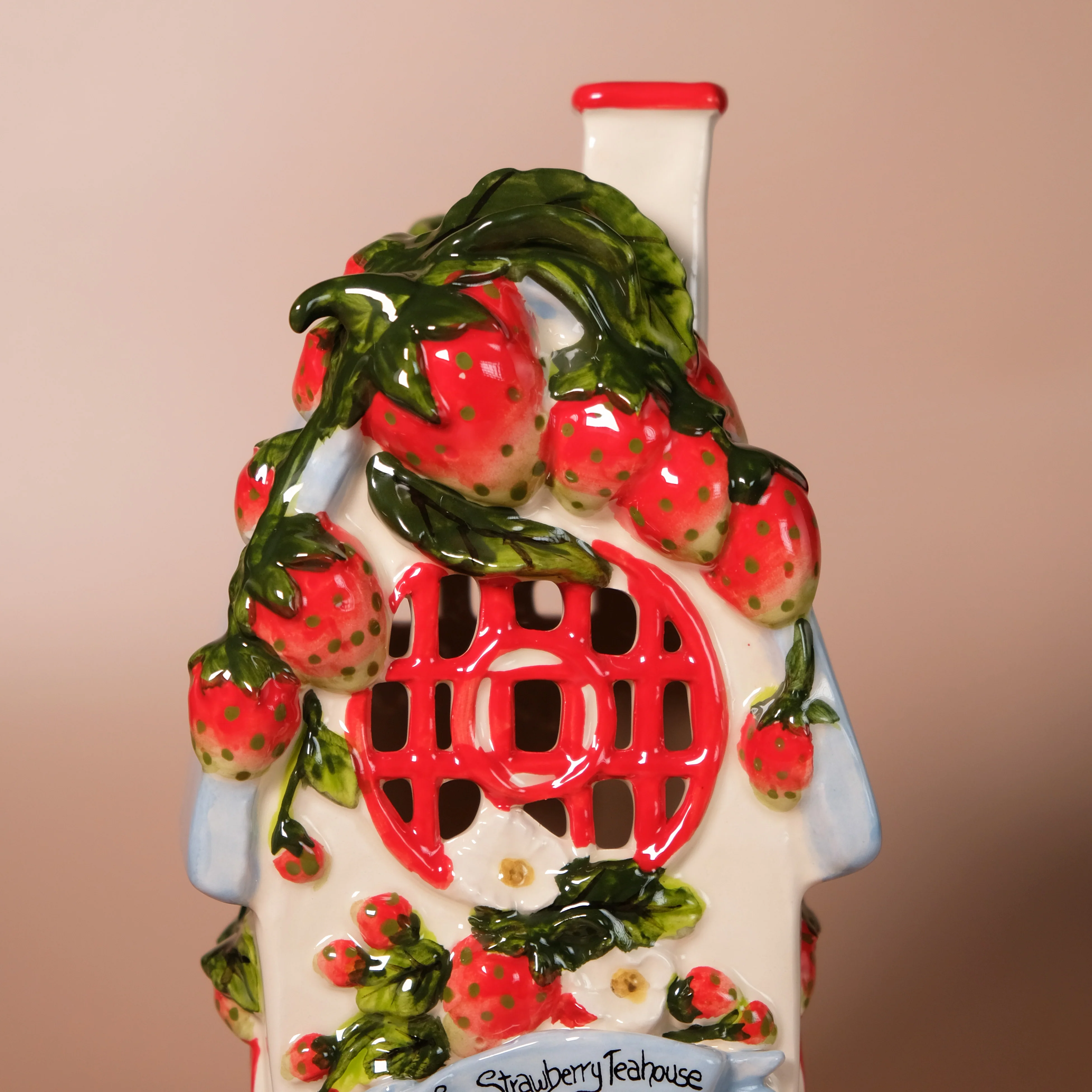 The Strawberry Teahouse Candle House - Image 5