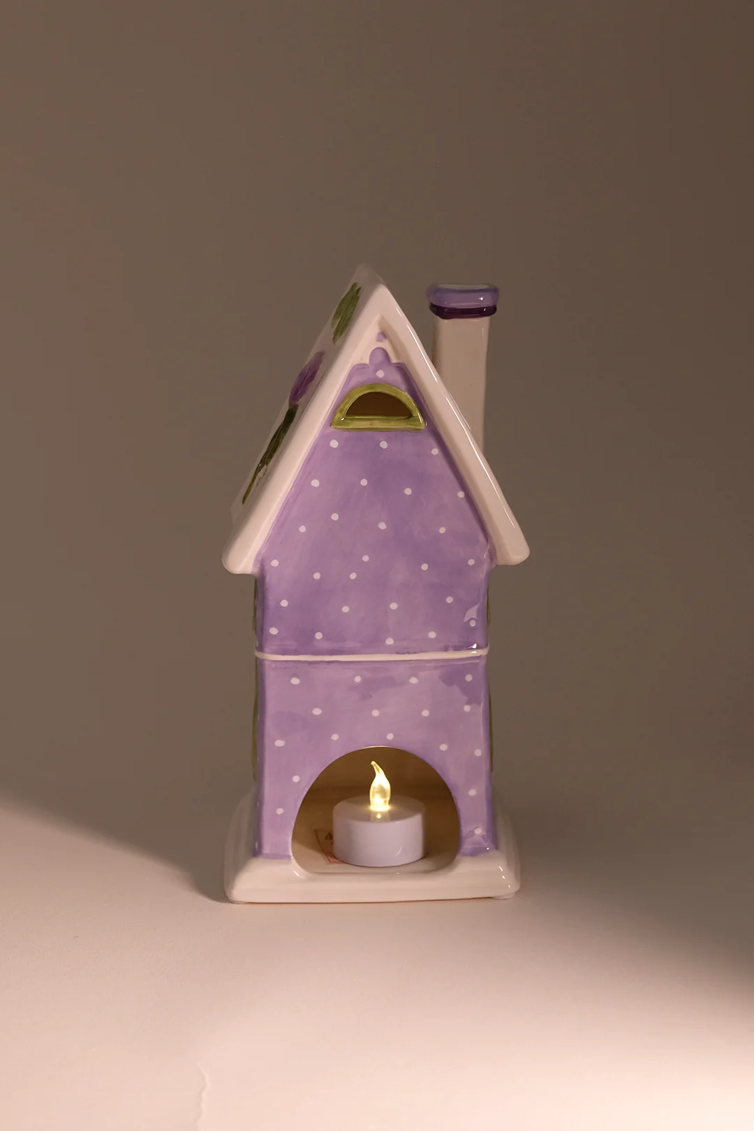 The Tranquil Tulip Teahouse Candle House - Image 4