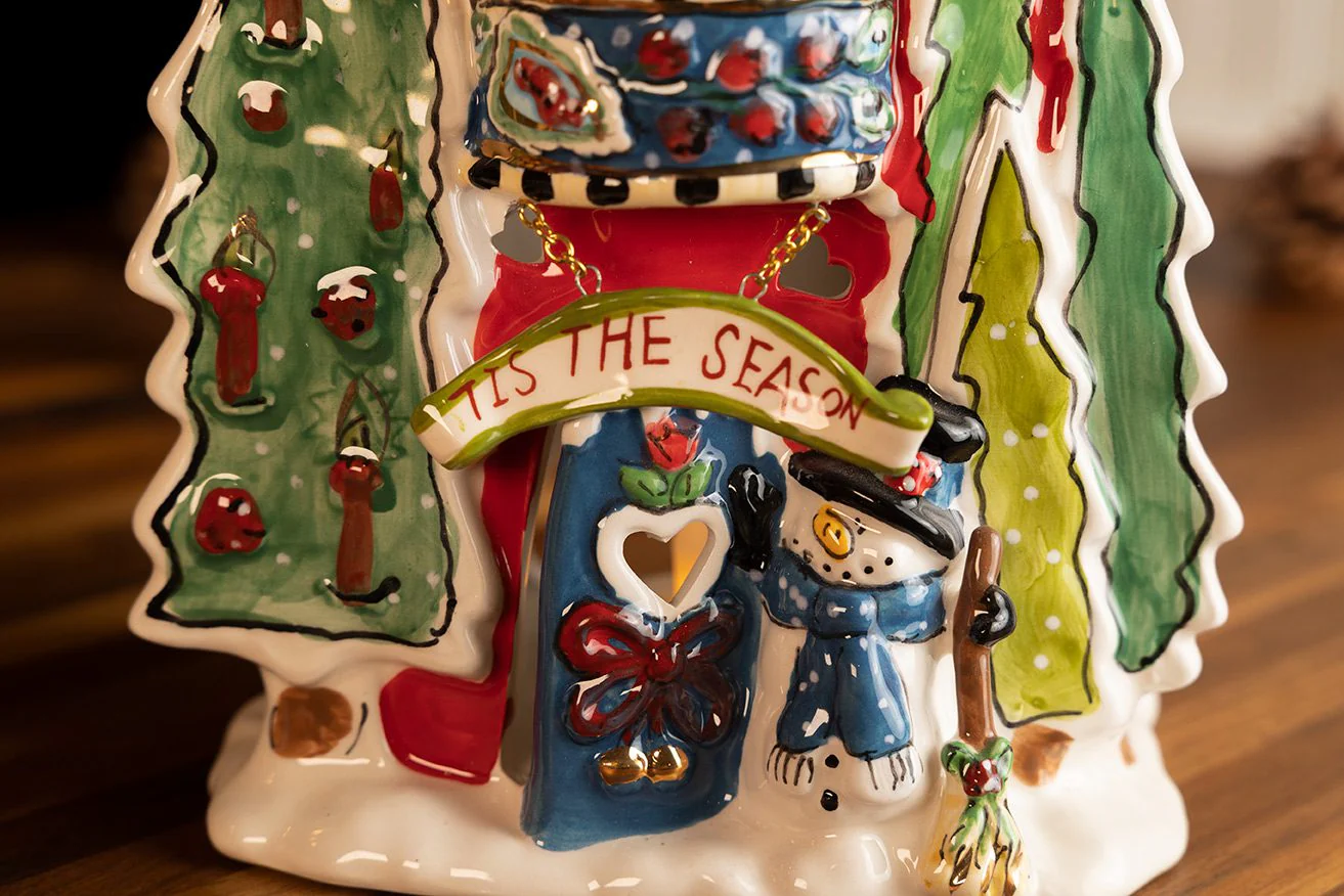 Tis The Season Candle House - Image 4