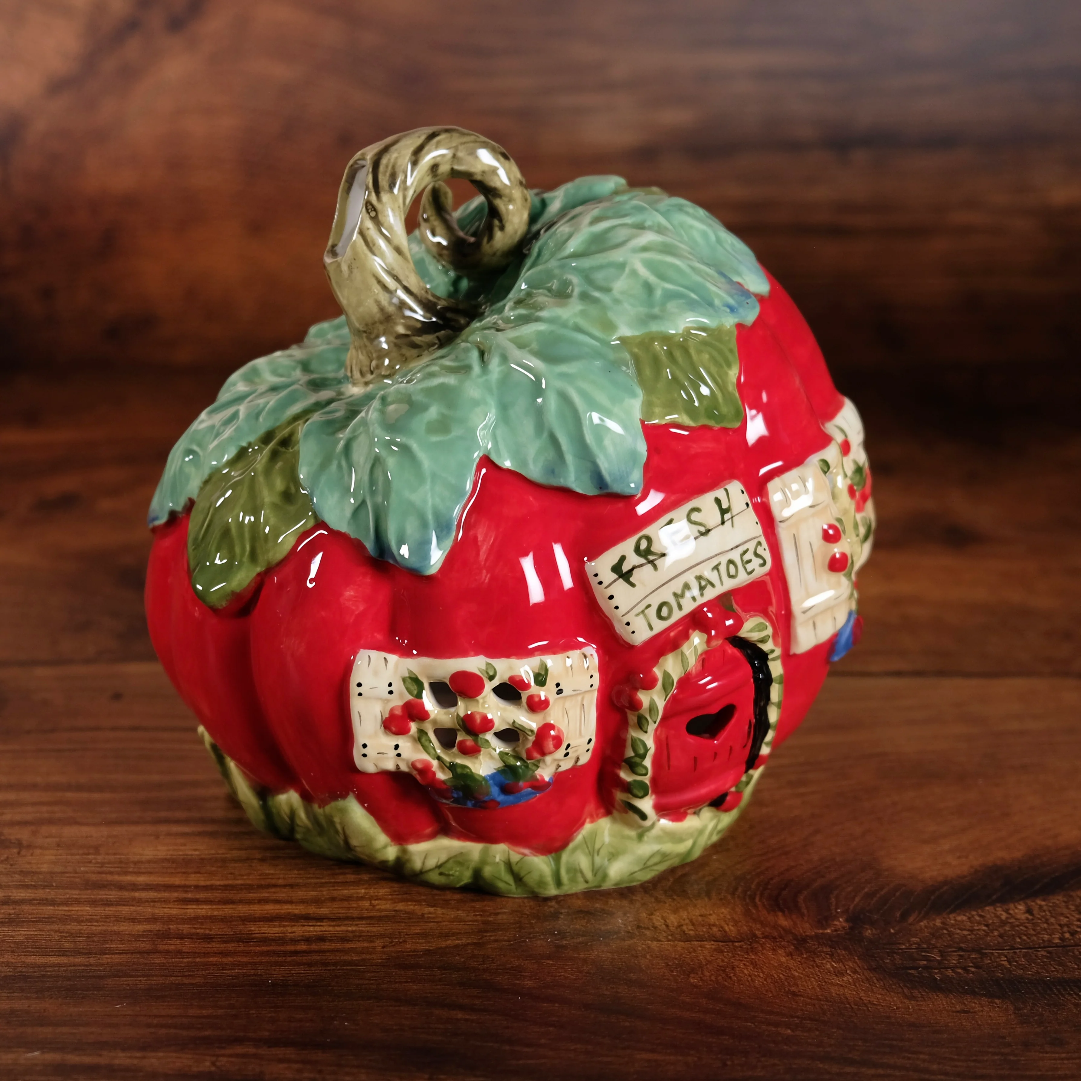 Valentine's Tomato Candle House - Image 3