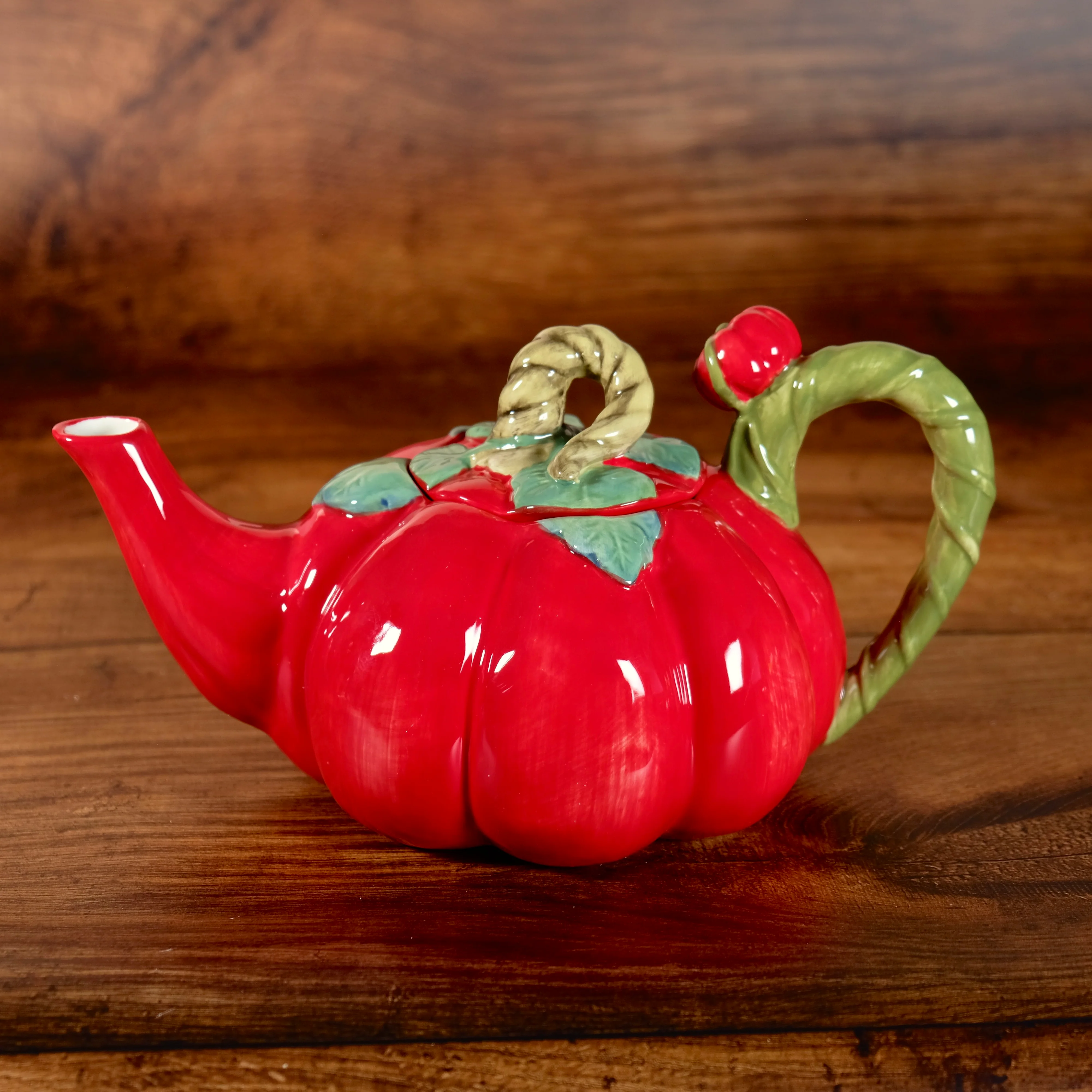 Valentine's Tomato Teapot - Image 2
