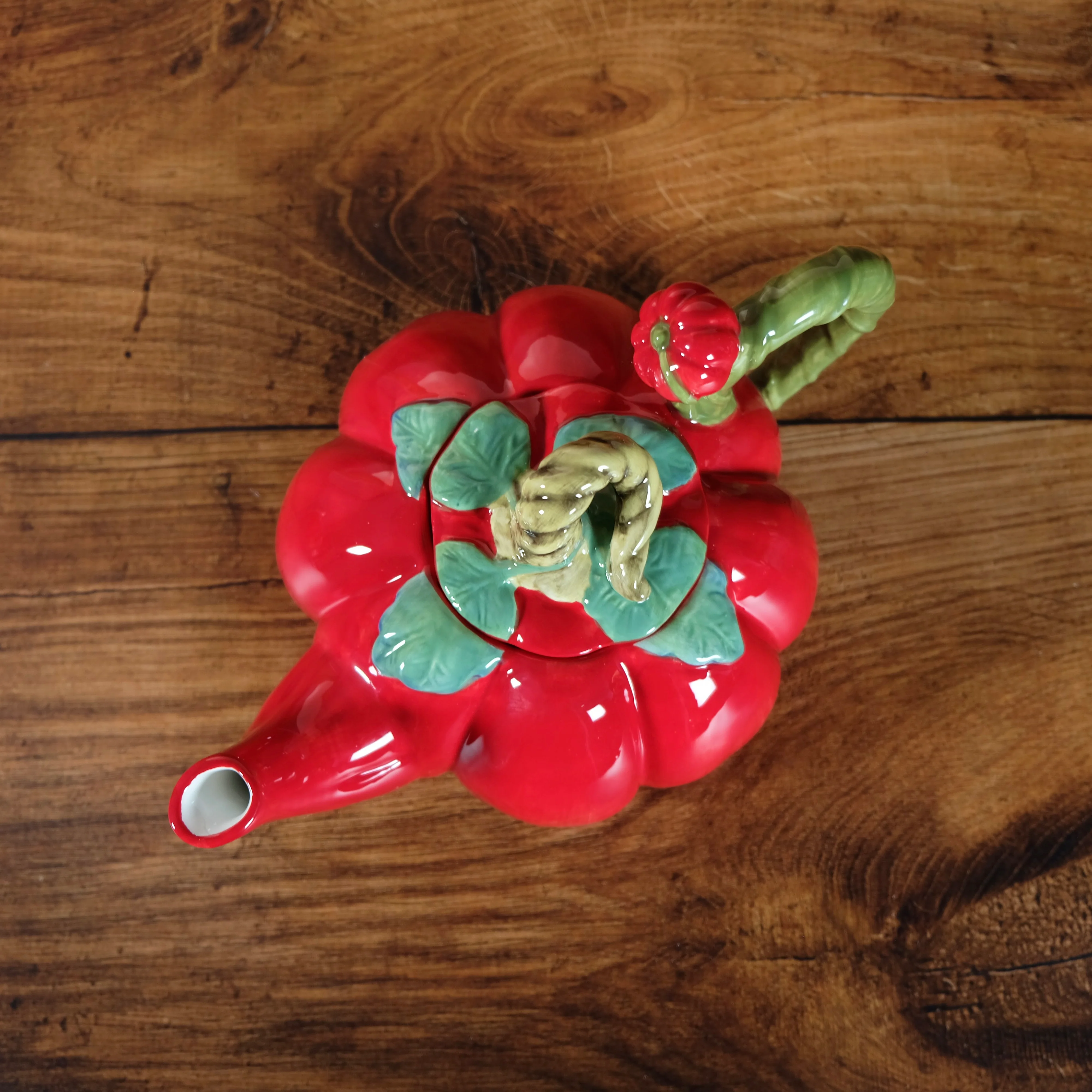 Valentine's Tomato Teapot - Image 6