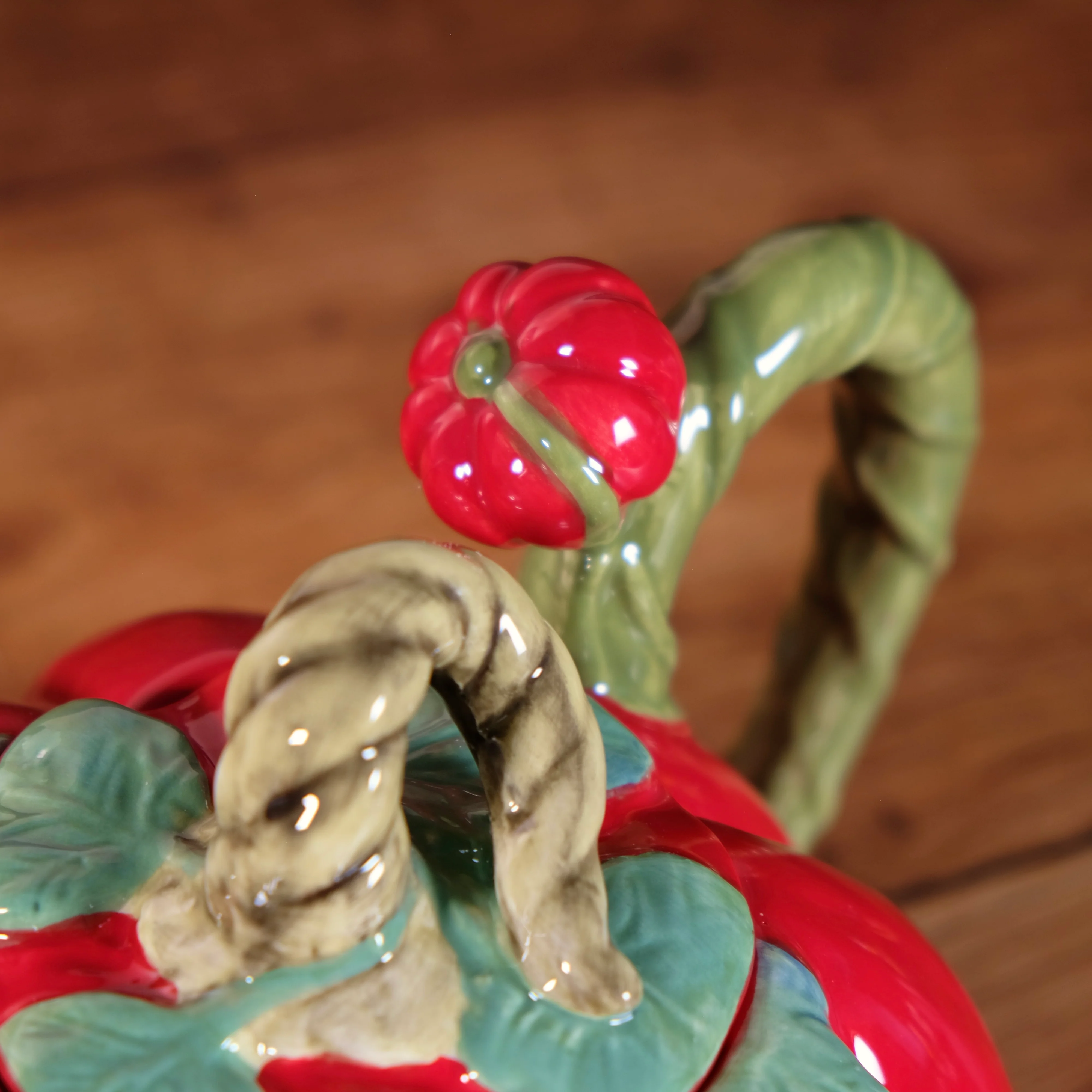 Valentine's Tomato Teapot - Image 7