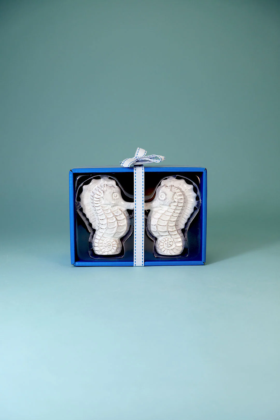 White Seahorse Salt & Pepper Set - Image 3