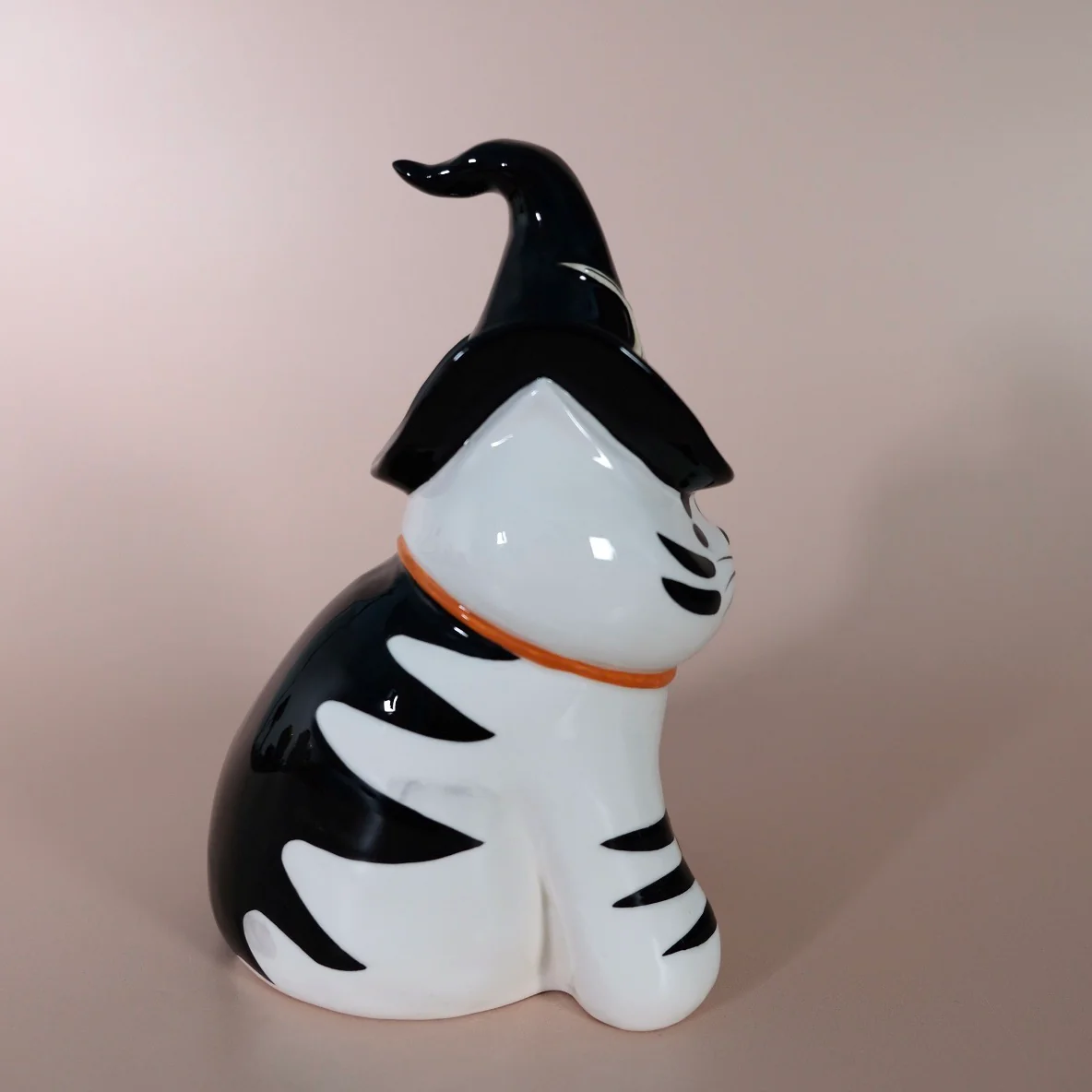 Witchy Cat Figurine - Image 4
